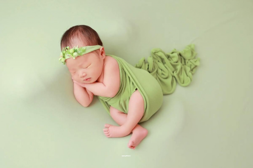 日照宝宝在肚子里打嗝